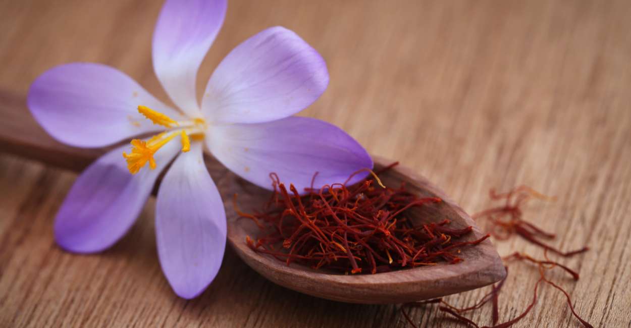 Culinary Uses of Edible Flowers with Spices